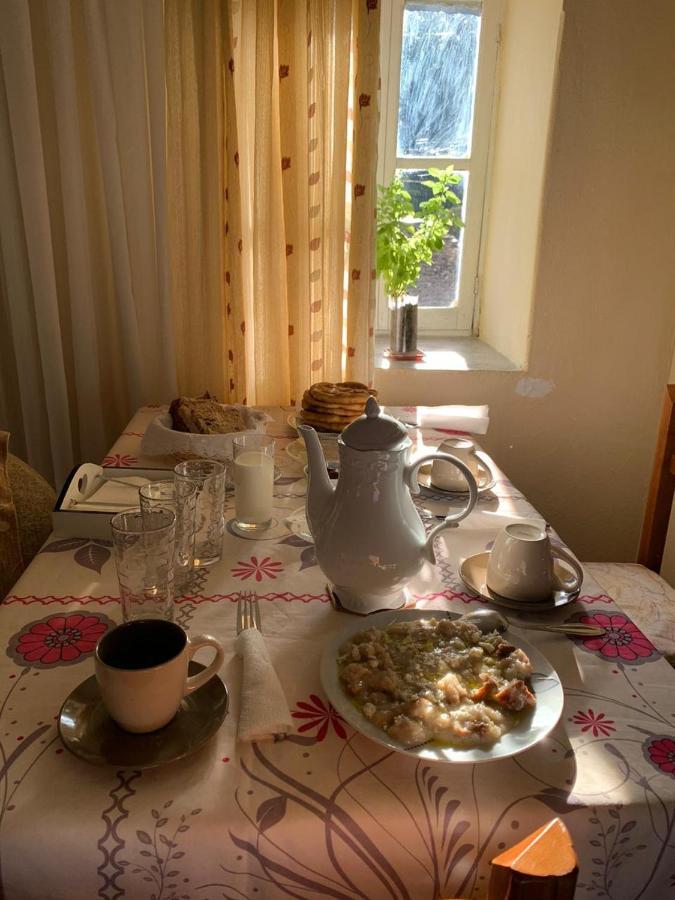Lori'S Traditional House Hotel Gjirokaster Exterior photo